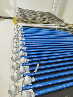 Термопарный датчик температуры с измерением напряжения Зеебека и разнородным металлическим соединением