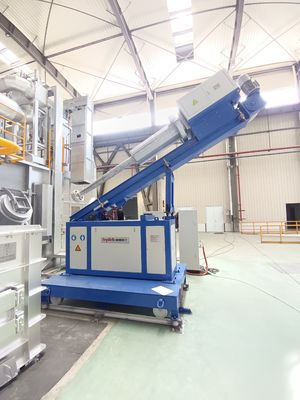 930 KG алюминия плавя печи слитка 880mm небольшого электрического алюминиевого быстро плавя