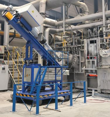 930 KG алюминия плавя печи слитка 880mm небольшого электрического алюминиевого быстро плавя